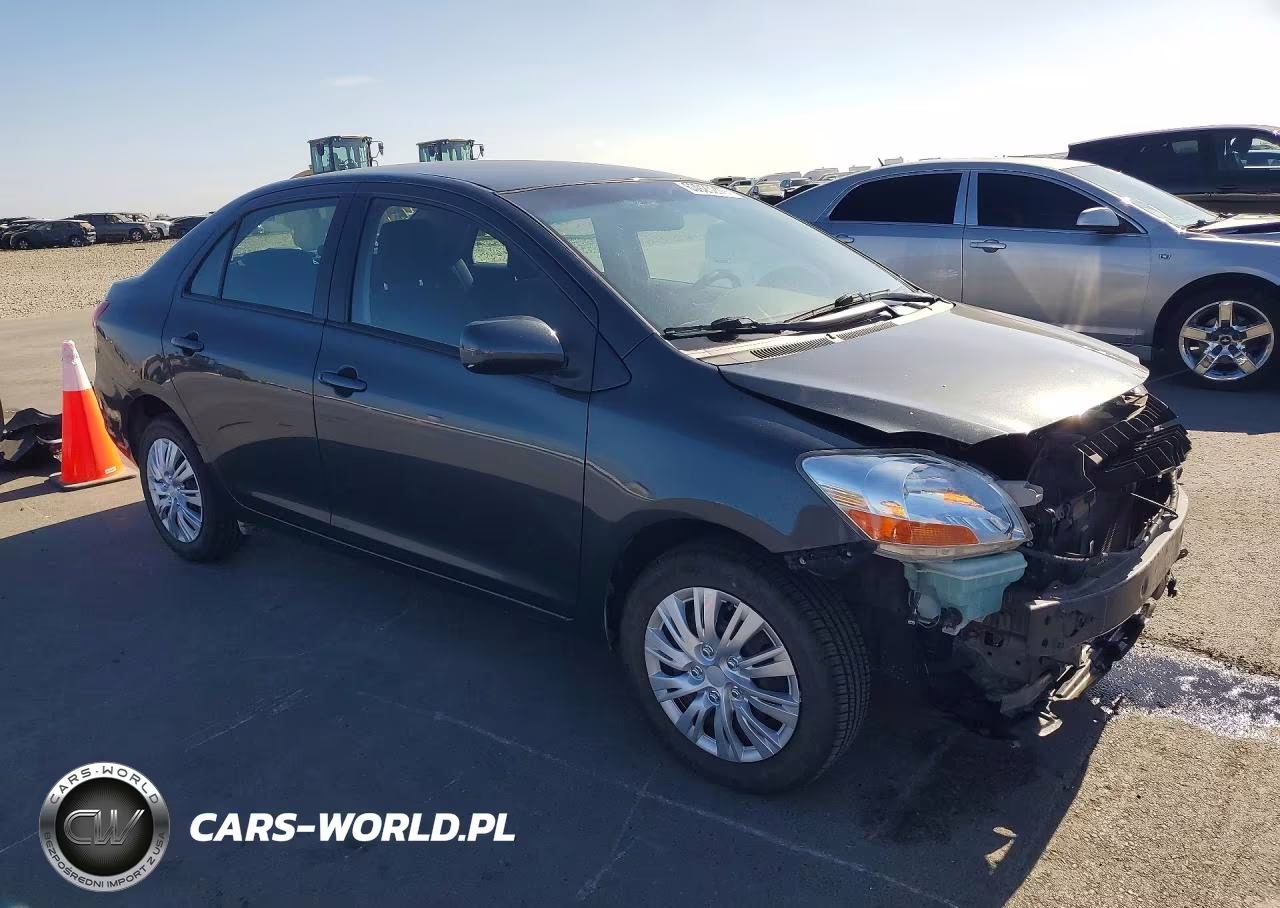 2010 Toyota Yaris Base VIN:JTDBT4K38A4063419 - 4