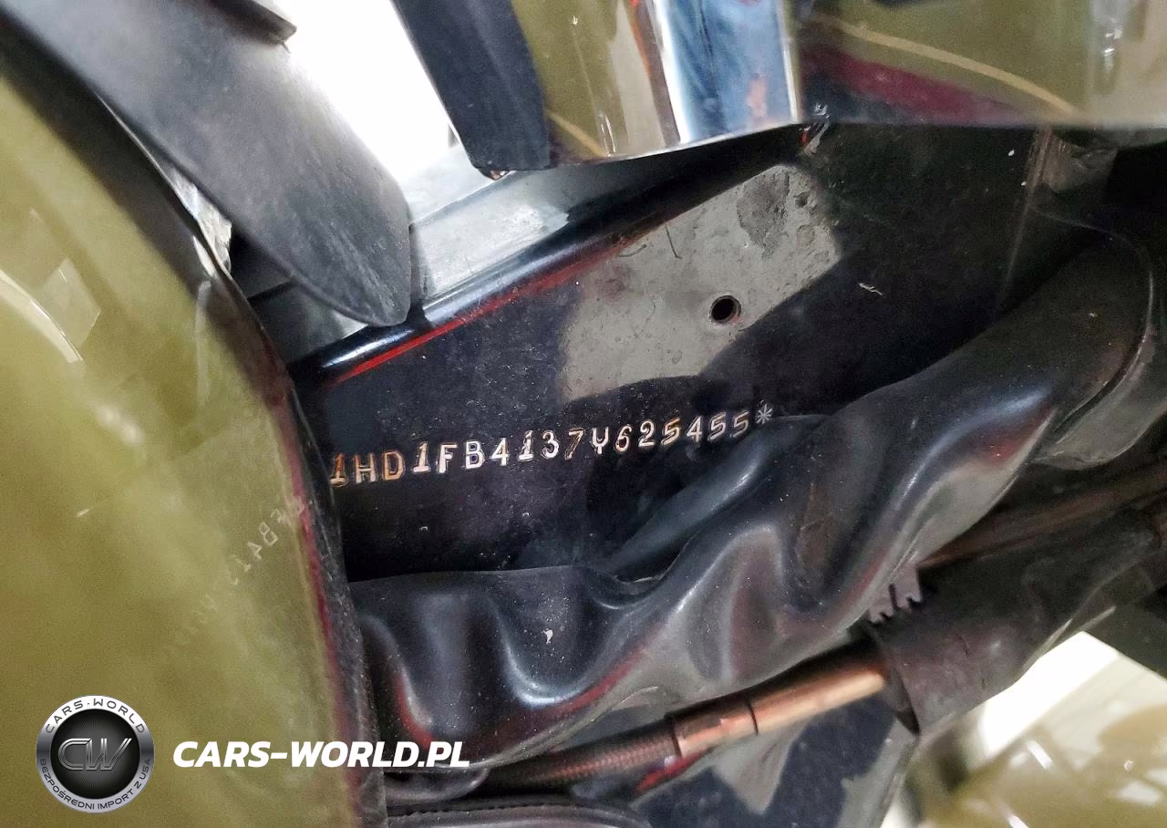 2007 Harley-Davidson Flhr VIN:1HD1FB4137Y625455 - 10