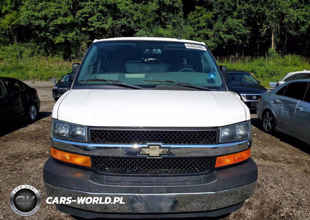 2018 Chevrolet Express G2500 Lt VIN:1GAWGFFG3J1271006 - 5