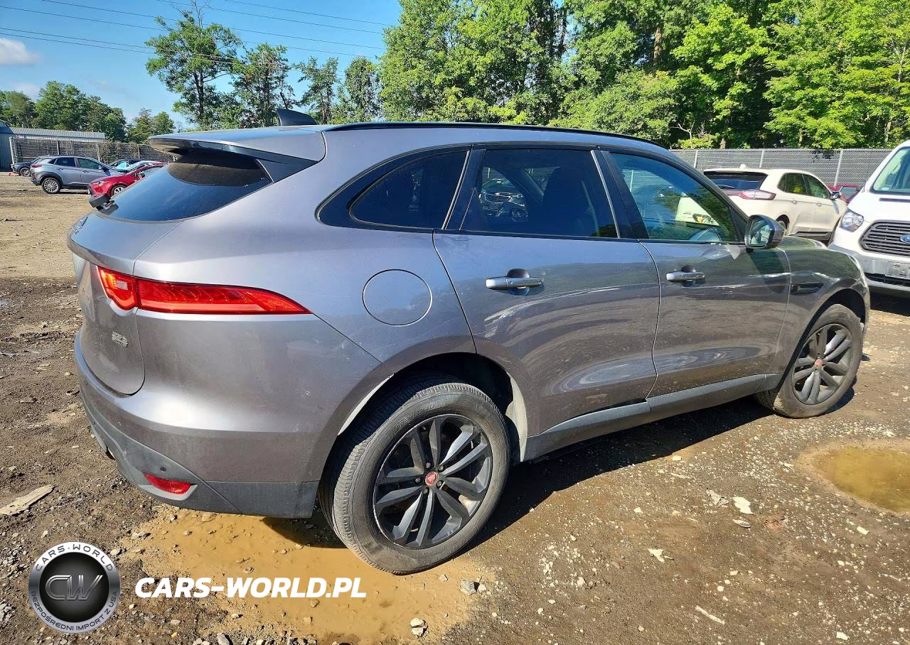 2020 Jaguar F-Pace Premium VIN:SADCJ2FX4LA629242 - 3