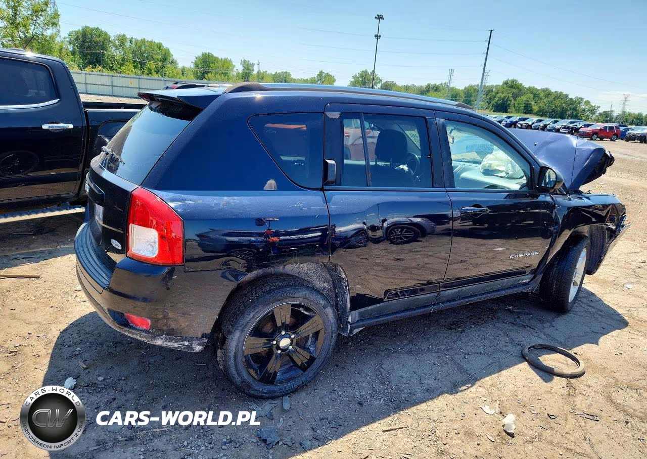 2011 Jeep Compass Sport VIN:1J4NT1FB3BD226843 - 3