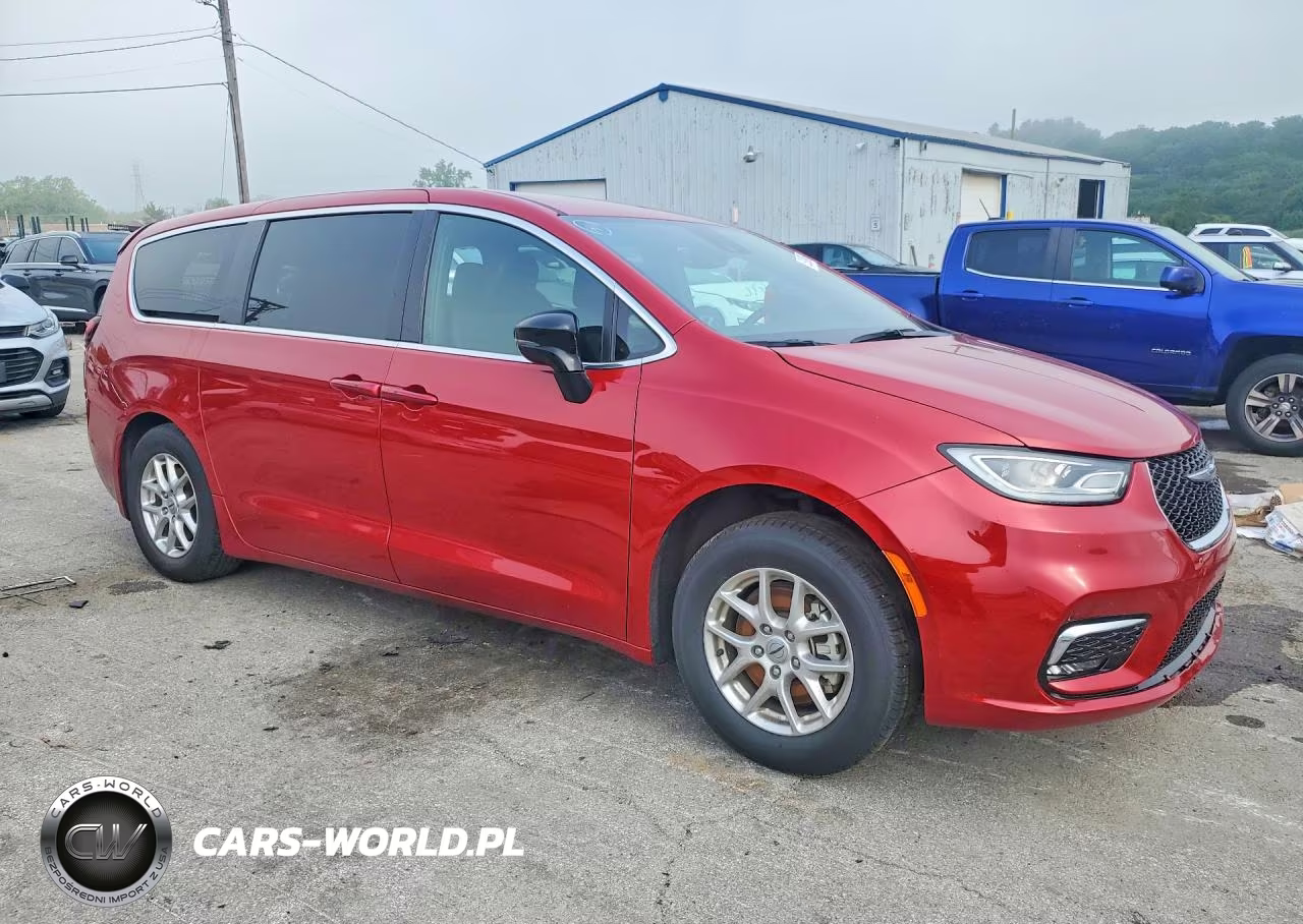 2025 Chrysler Pacifica Select VIN:2C4RC1BG1SR531361 - 4