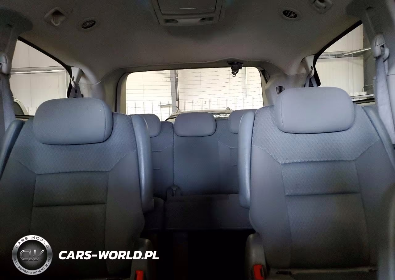 2010 Chrysler Town & Country Touring VIN:2A4RR5D13AR427705 - 10