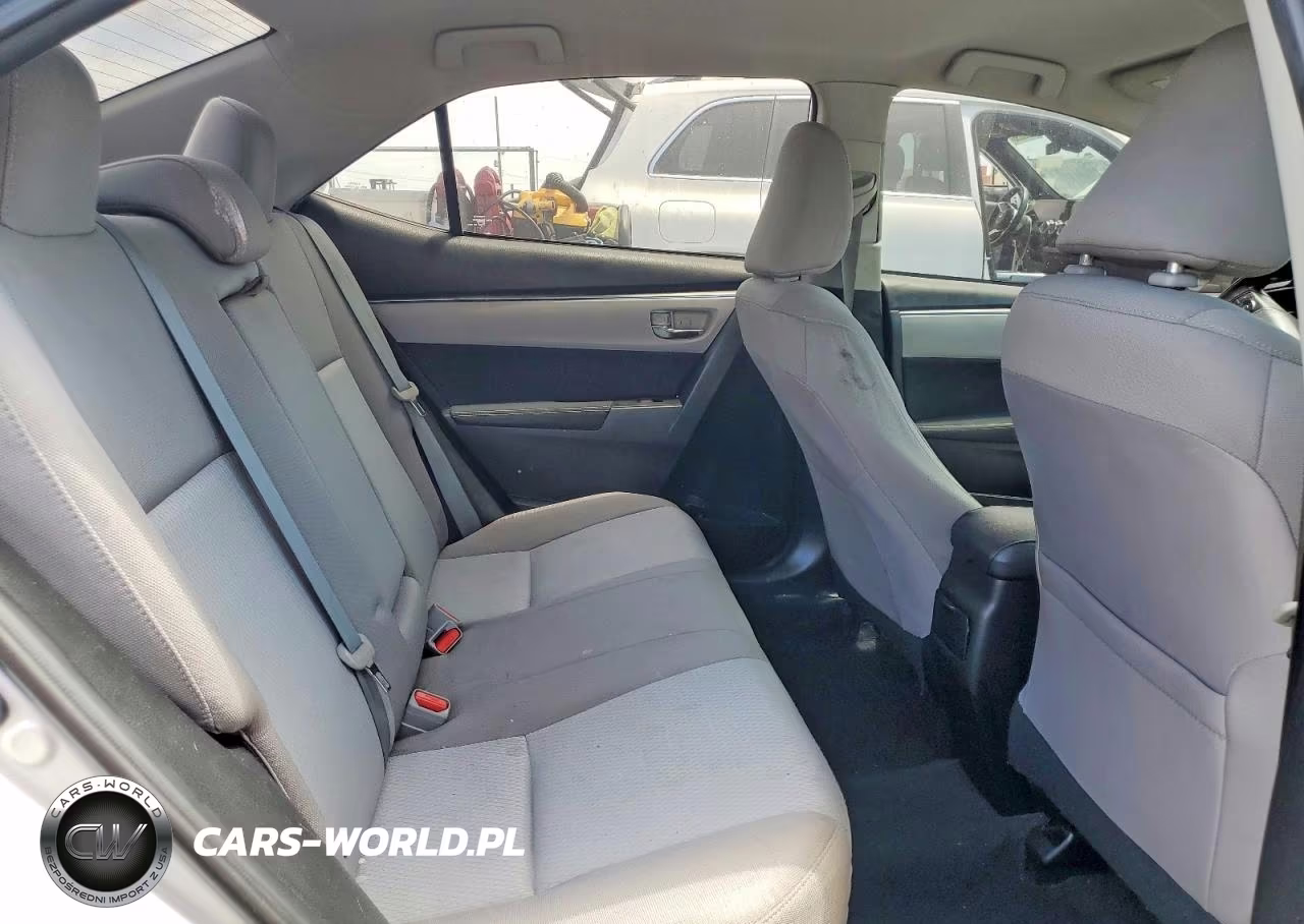 2016 Toyota Corolla Le VIN:5YFBURHE0GP484303 - 10