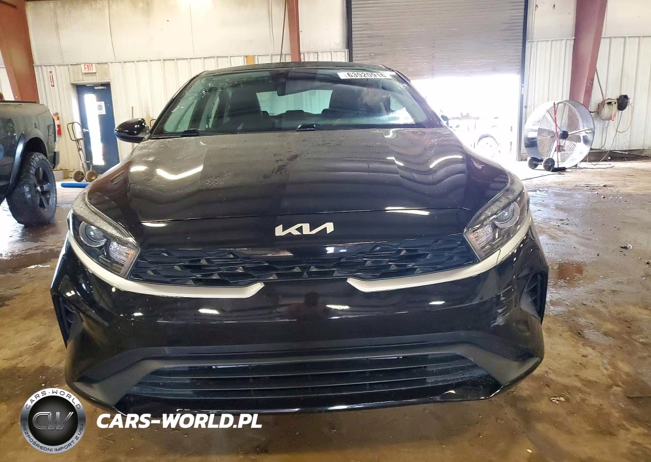 2024 Kia Forte Lxs VIN:3KPF24AD0RE714275 - 5