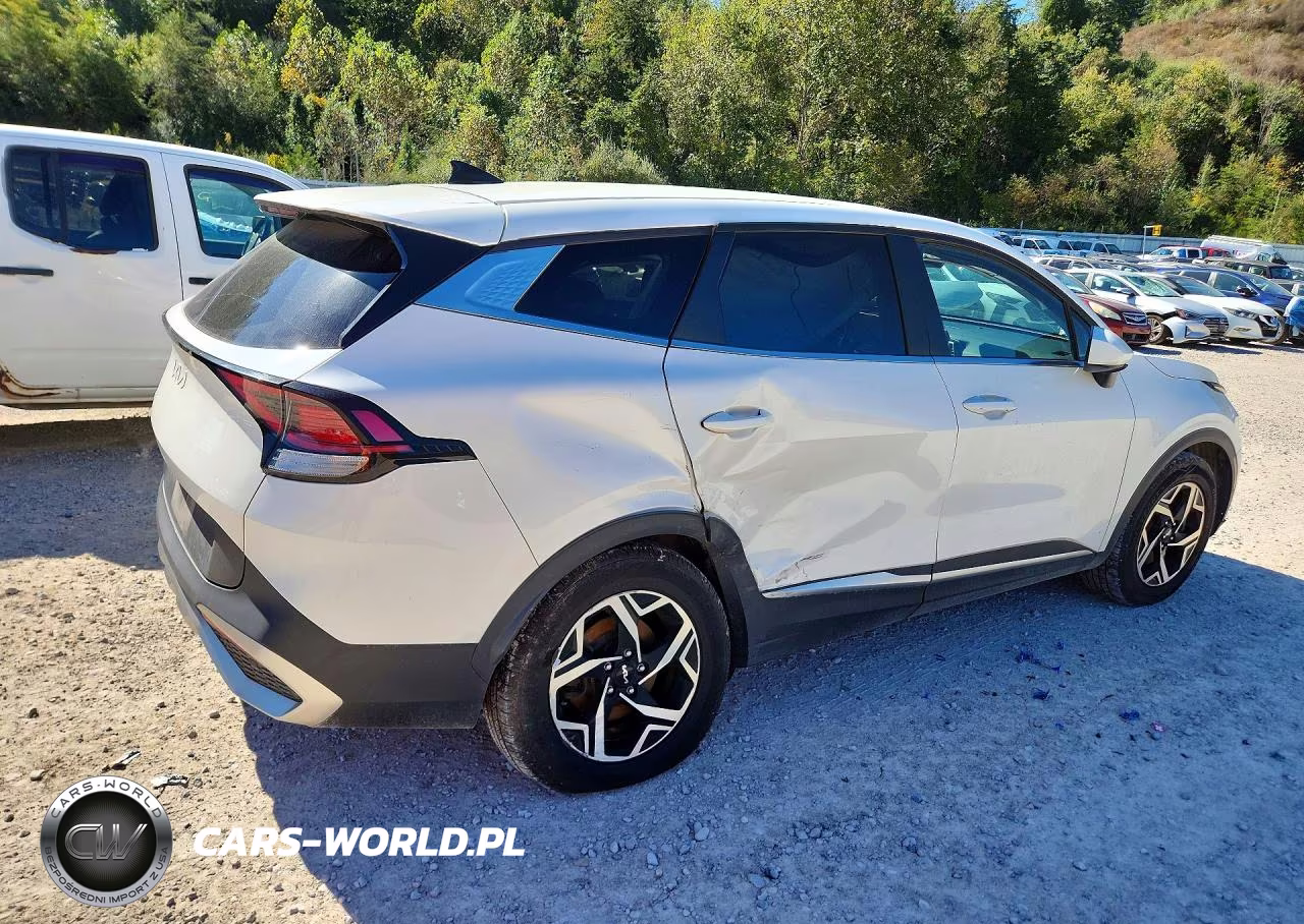 2023 Kia Sportage Lx VIN:KNDPU3AF9P7042076 - 3