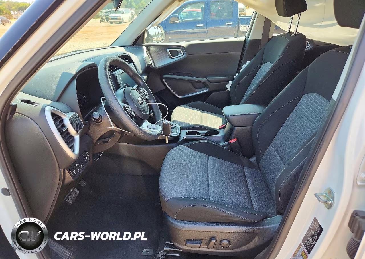 2021 Kia Soul S VIN:KNDJ23AU5M7797117 - 7