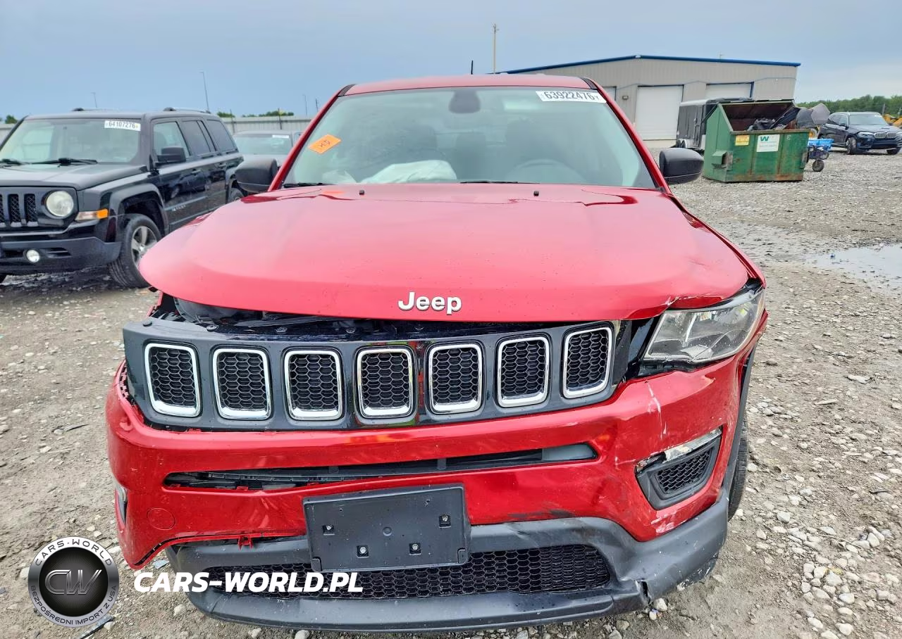 2018 Jeep Compass Sport VIN:3C4NJCAB4JT271748 - 5