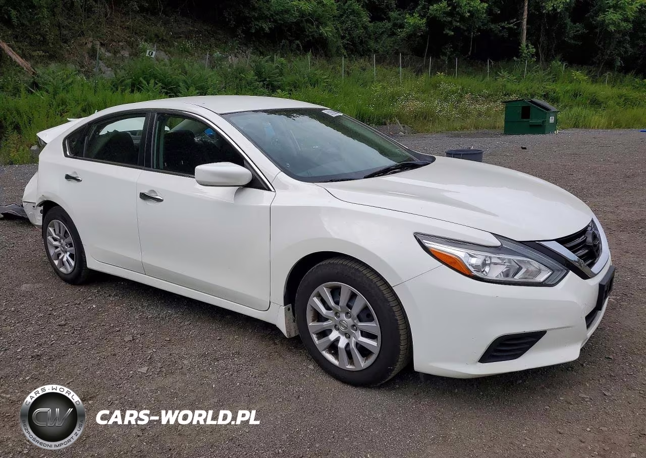 2017 Nissan Altima 2.5 S VIN:1N4AL3AP3HC250065 - 4