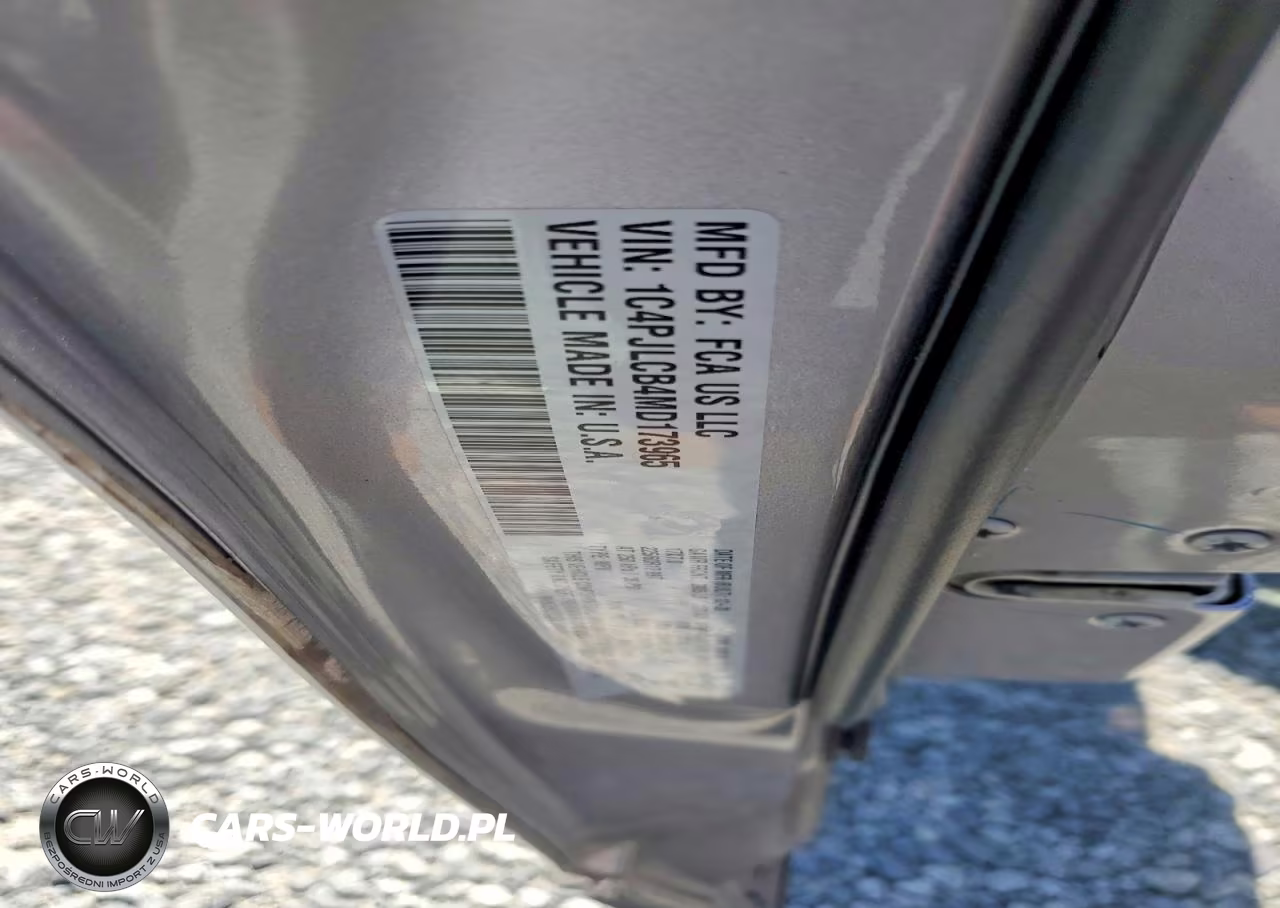 2021 Jeep Cherokee Latitude VIN:1C4PJLCB4MD173965 - 12