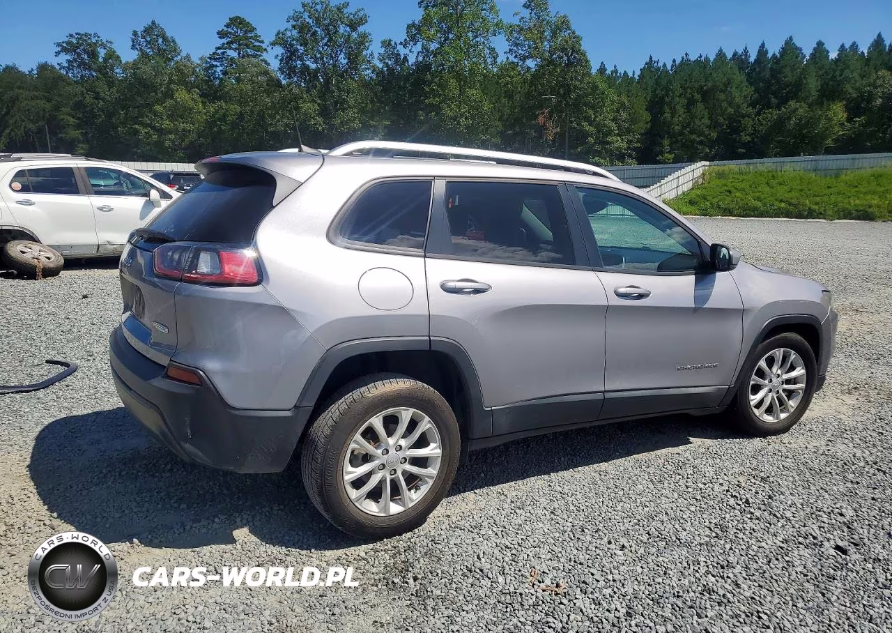 2021 Jeep Cherokee Latitude VIN:1C4PJLCB4MD173965 - 3