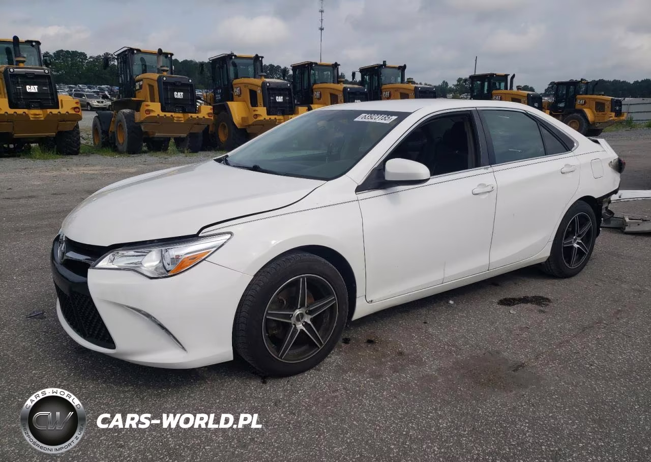 2016 Toyota Camry Le