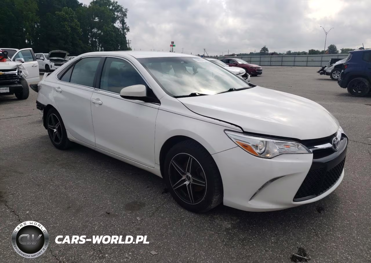 2016 Toyota Camry Le VIN:4T4BF1FK2GR553520 - 4