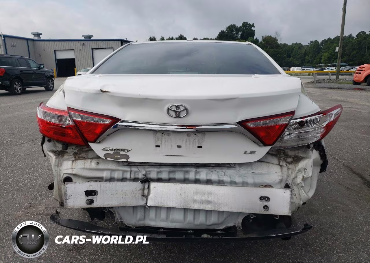 2016 Toyota Camry Le VIN:4T4BF1FK2GR553520 - 6