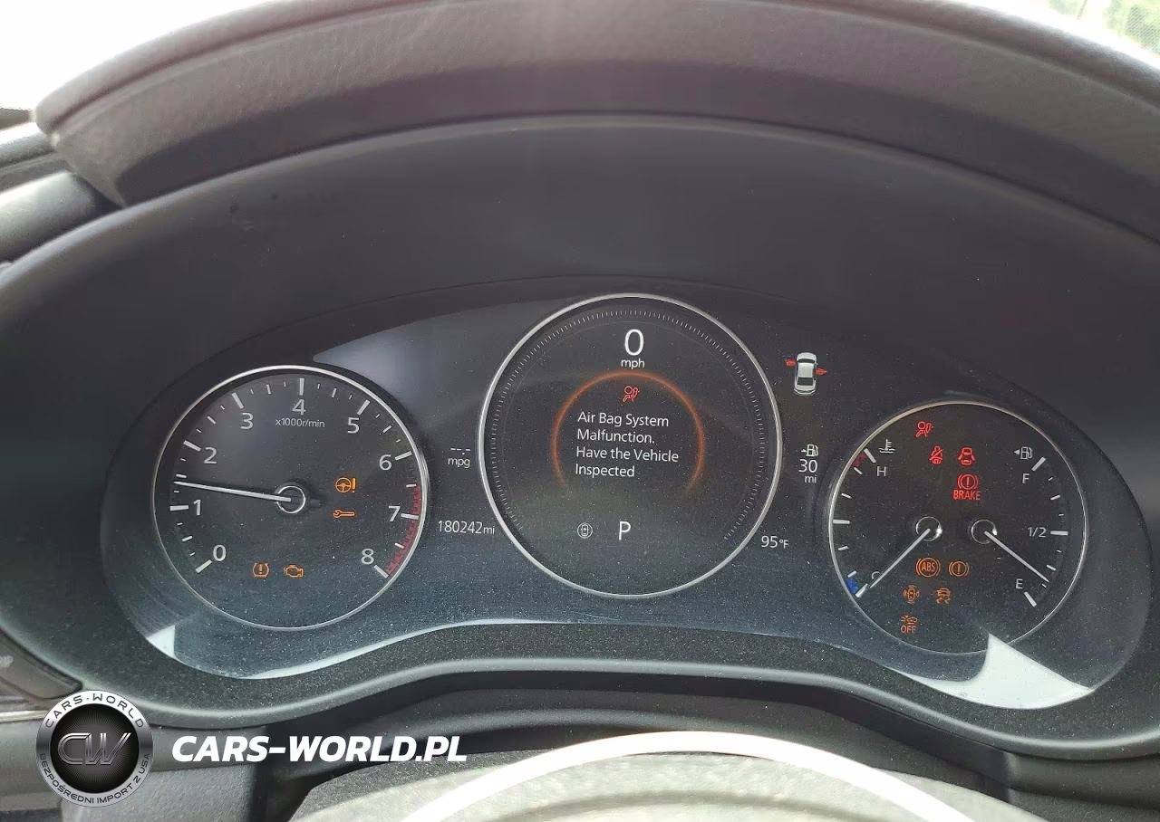 2020 Mazda 3 Premium VIN:JM1BPAEM1L1169786 - 9