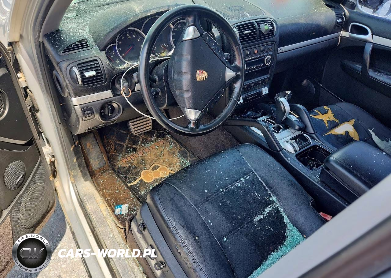 2004 Porsche Cayenne S VIN:WP1AB29P74LA66395 - 8