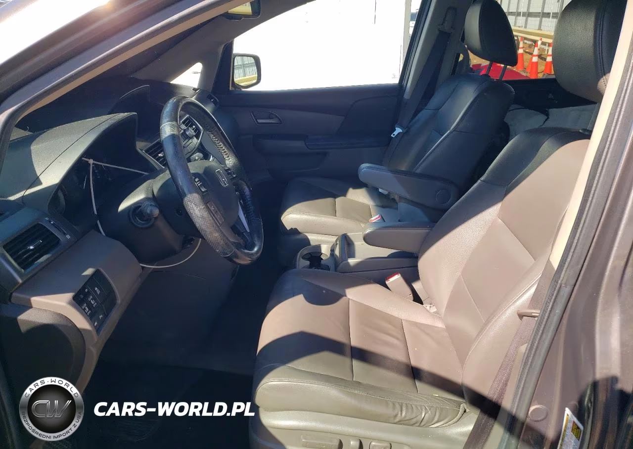 2013 Honda Odyssey Touring VIN:5FNRL5H95DB092048 - 7