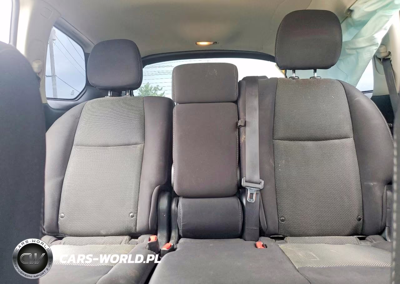 2019 Nissan Pathfinder S VIN:5N1DR2MM0KC642179 - 10