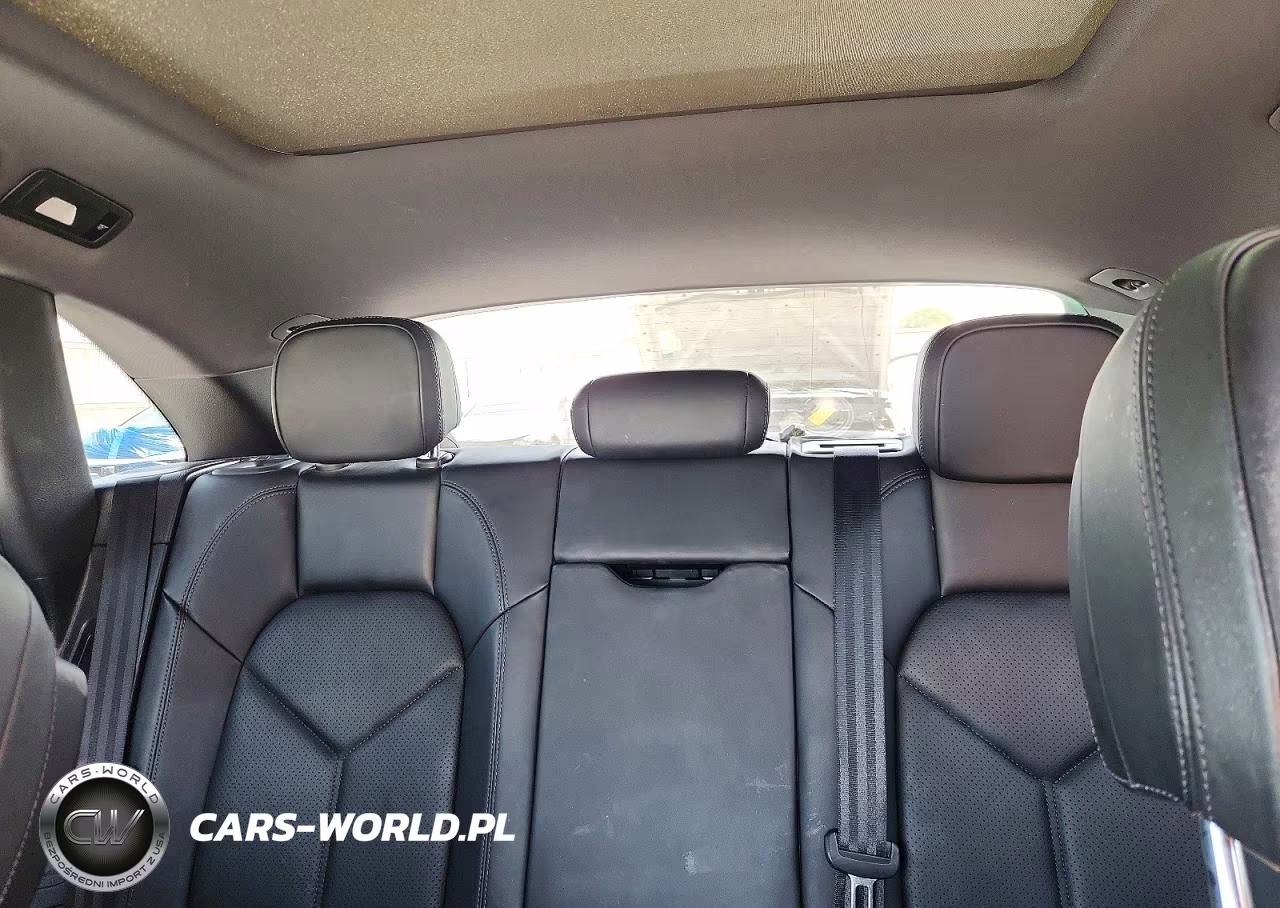 2018 Porsche Macan VIN:WP1AA2A55JLB07941 - 10