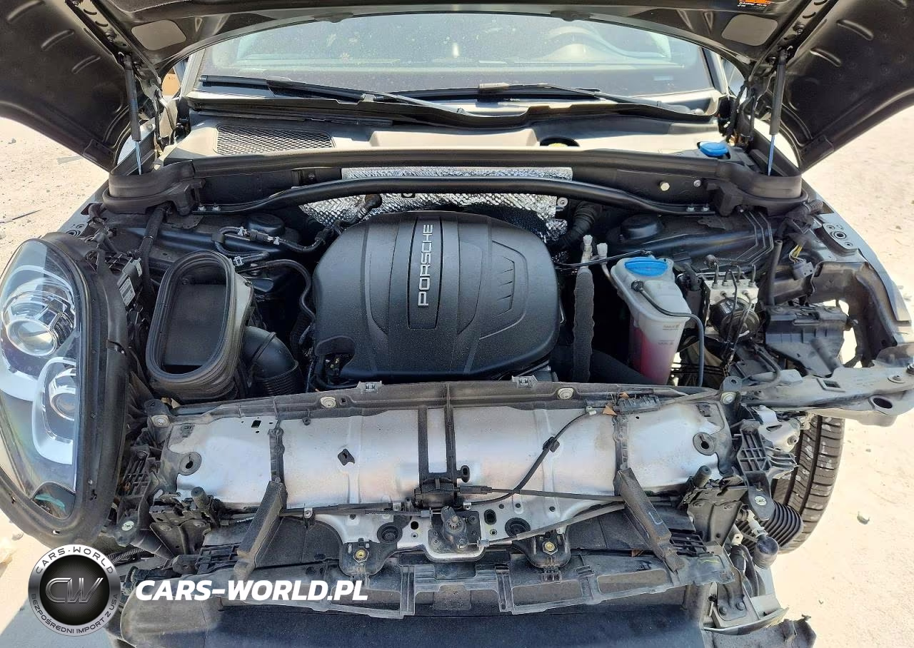 2018 Porsche Macan VIN:WP1AA2A55JLB07941 - 12