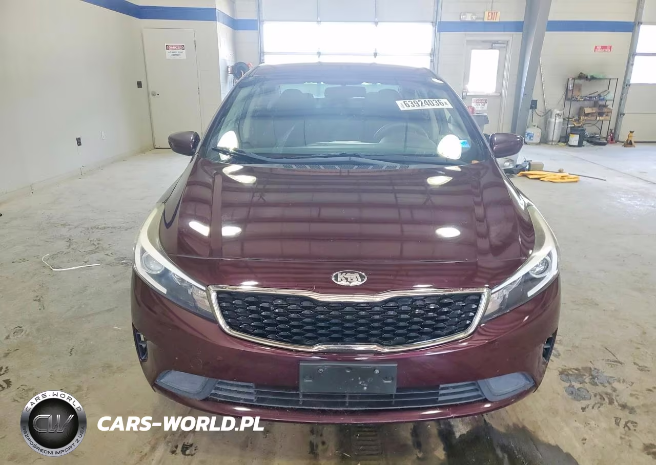 2018 Kia Forte Lx VIN:3KPFK4A78JE276362 - 5