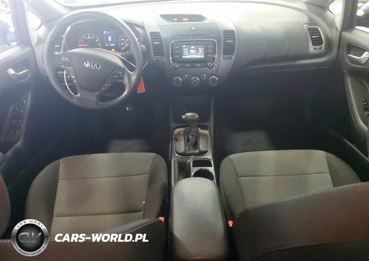2018 Kia Forte Lx VIN:3KPFK4A78JE276362 - 8
