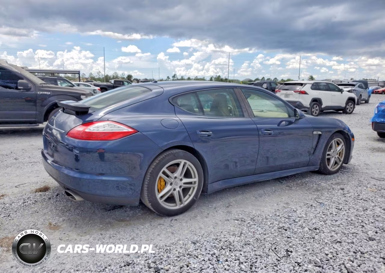 2013 Porsche Panamera 2 VIN:WP0AA2A76DL010237 - 3