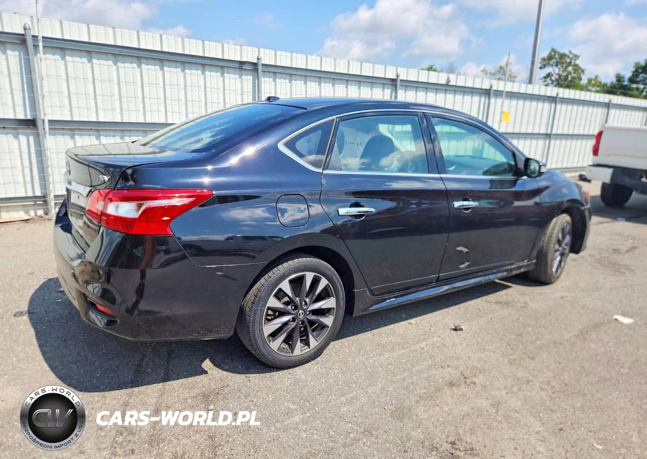 2017 Nissan Sentra Sr Turbo VIN:3N1CB7AP1HY240240 - 3