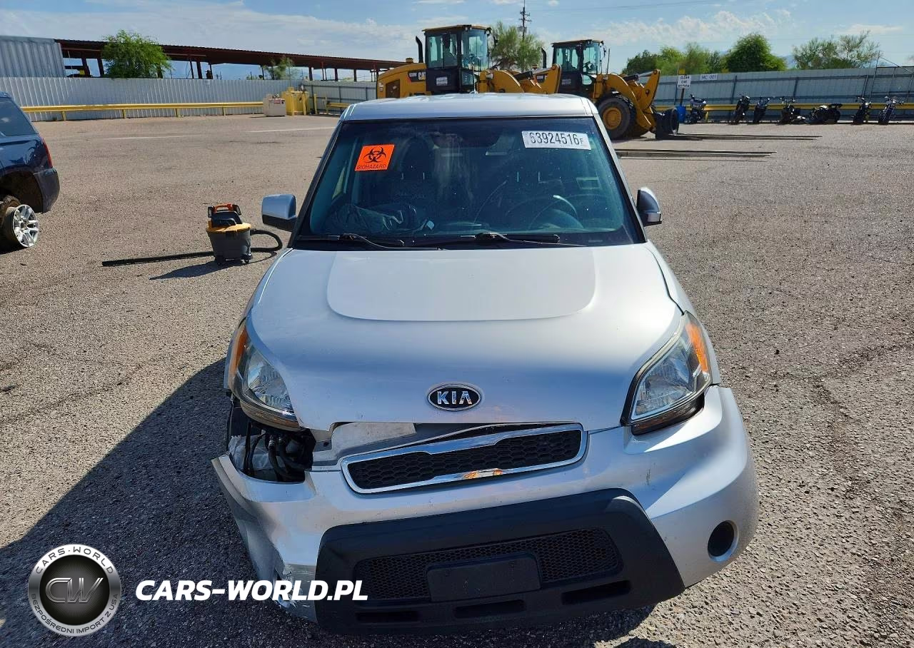 2010 Kia Soul + VIN:KNDJT2A24A7037245 - 5