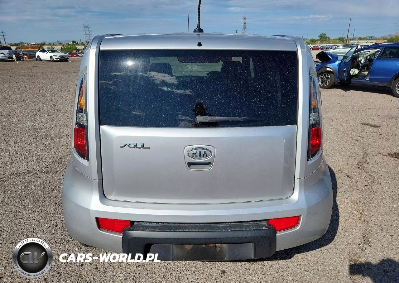 2010 Kia Soul + VIN:KNDJT2A24A7037245 - 6
