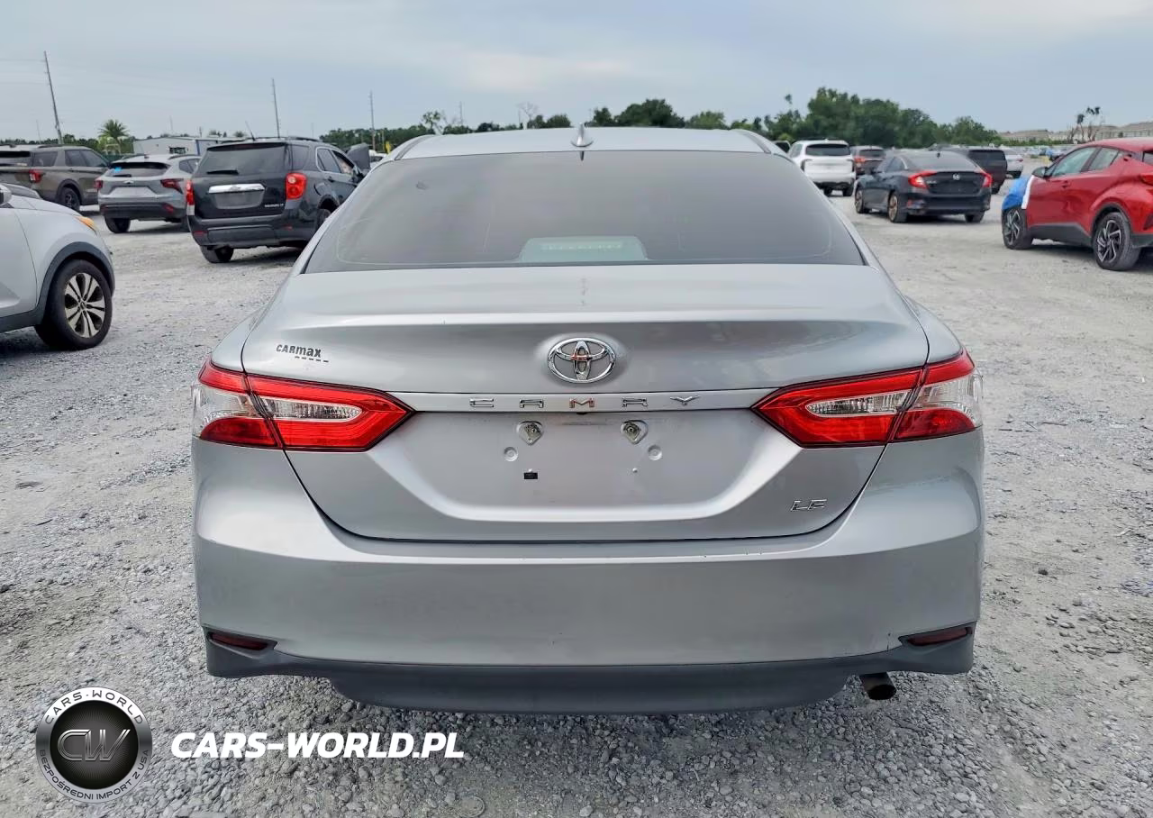 2019 Toyota Camry Le VIN:4T1B11HK9KU245503 - 6