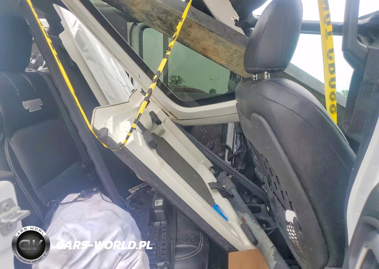 2019 Jeep Wrangler Unlimited Rubicon VIN:1C4HJXFN8KW659973 - 10