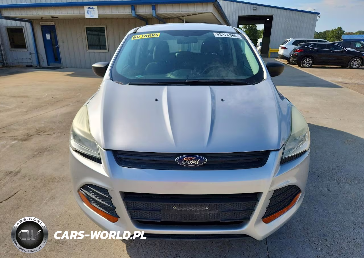 2013 Ford Escape S VIN:1FMCU0F73DUD02172 - 5