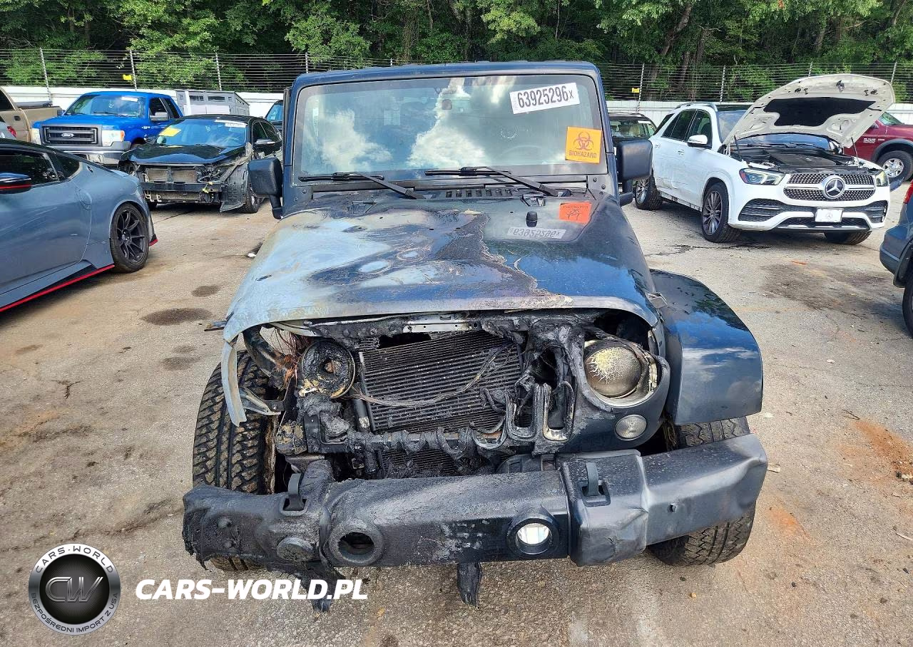 2017 Jeep Wrangler Sahara VIN:1C4AJWBG3HL558420 - 5