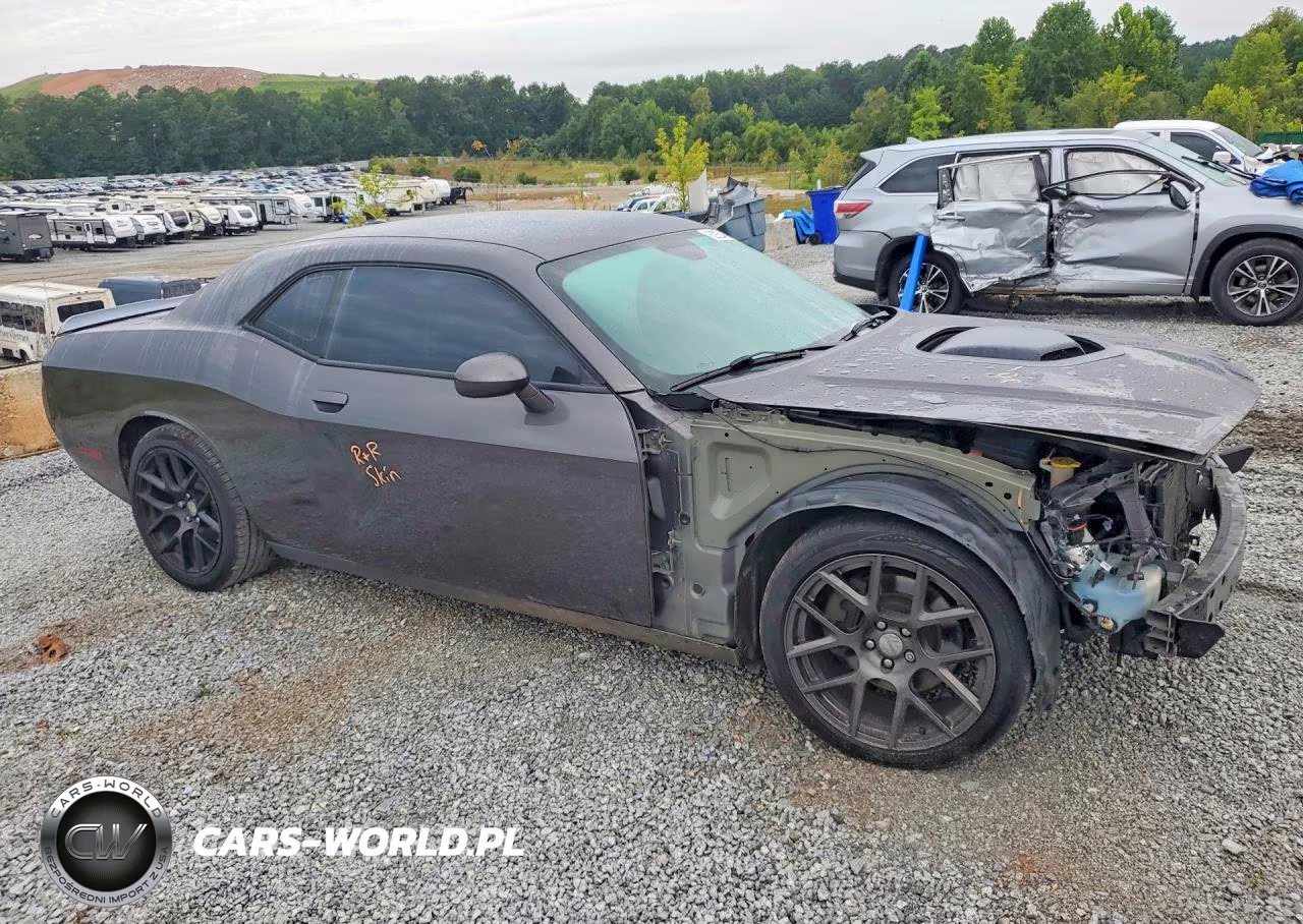2016 Dodge Challenger R-T VIN:2C3CDZBT4GH153584 - 4
