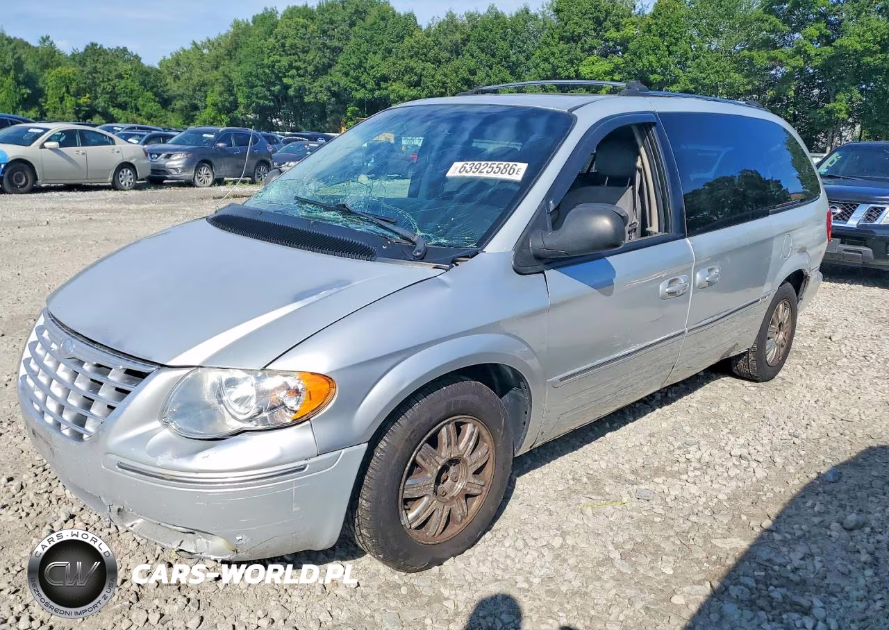 2005 Chrysler Town & Country Limited