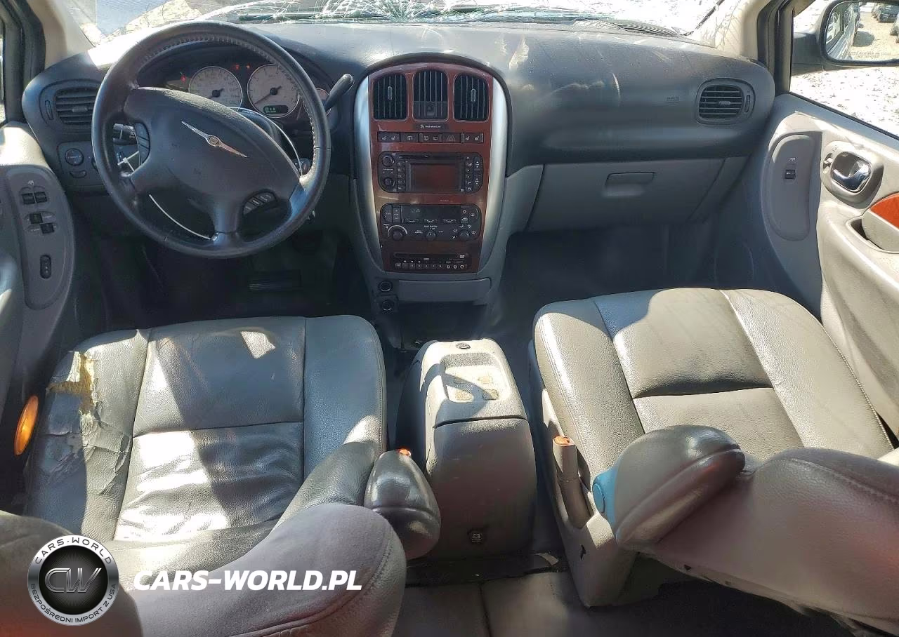 2005 Chrysler Town & Country Limited VIN:2C4GP64L15R233383 - 8
