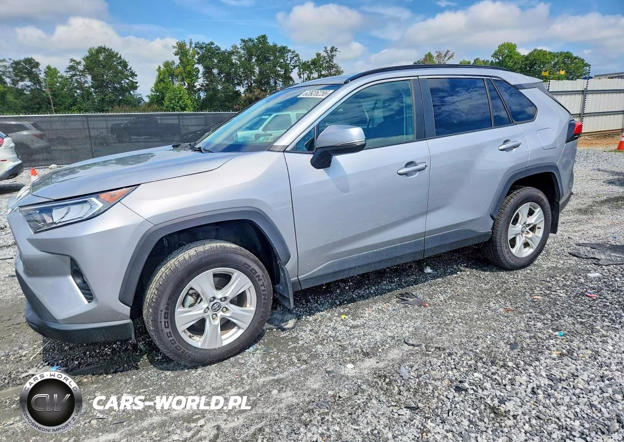 2020 Toyota Rav4 Xle – zdjęcie 1 z 13