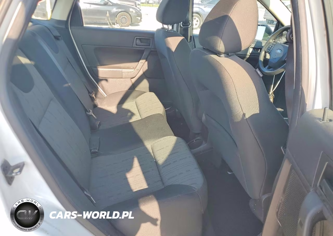 2008 Ford Focus Se VIN:1FAHP35N18W155353 - 10