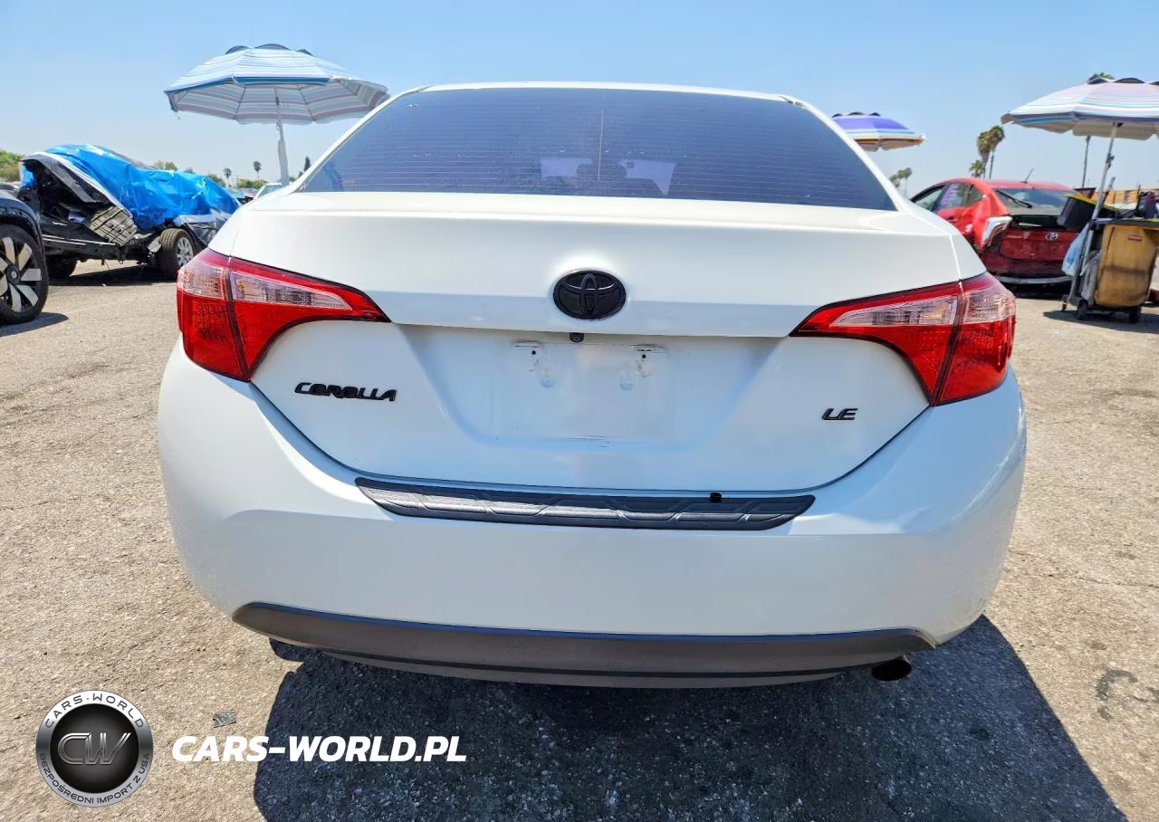 2019 Toyota Corolla Le VIN:5YFBURHE6KP925621 - 6