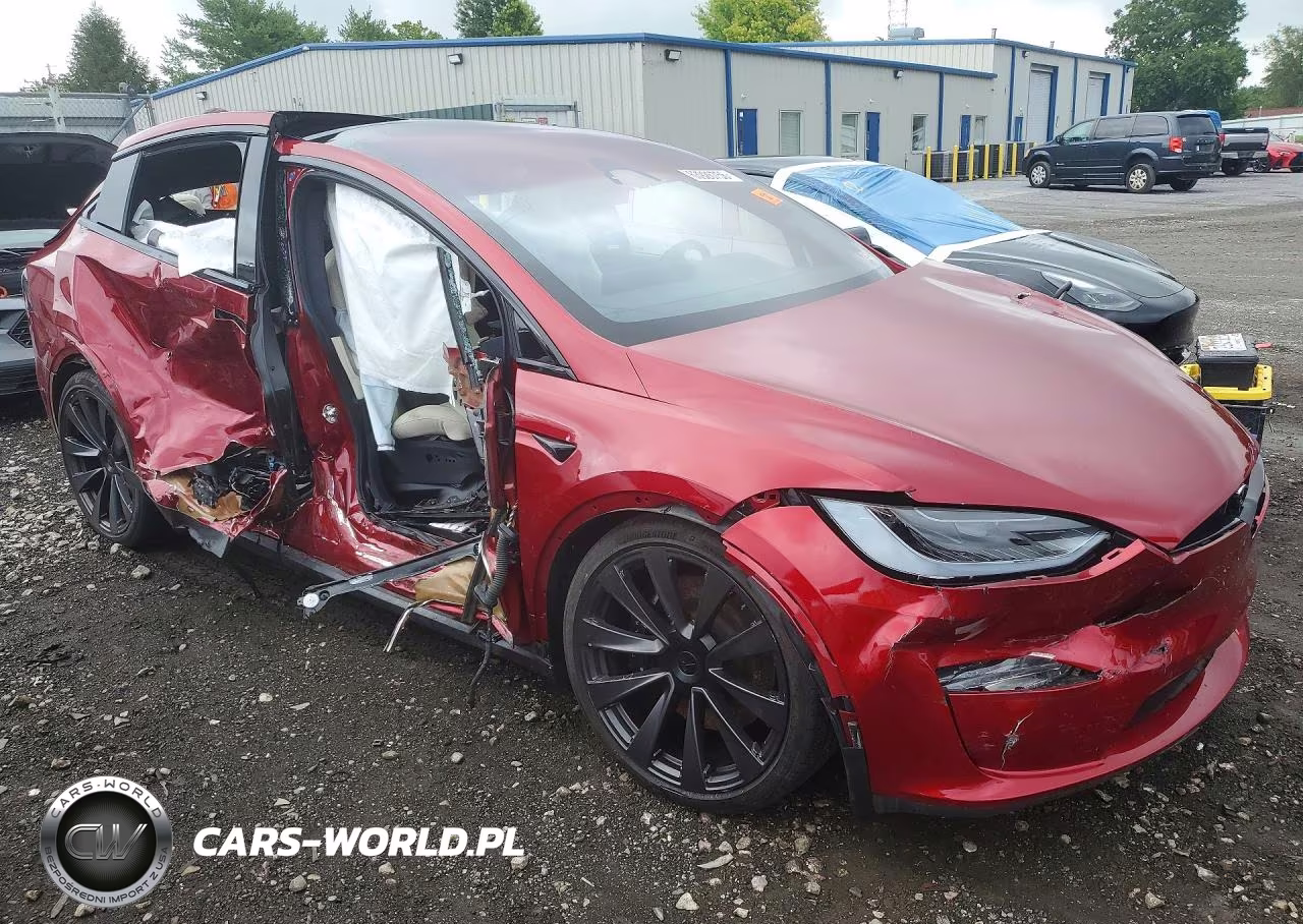 2023 Tesla Model X VIN:7SAXCBE56PF412556 - 4