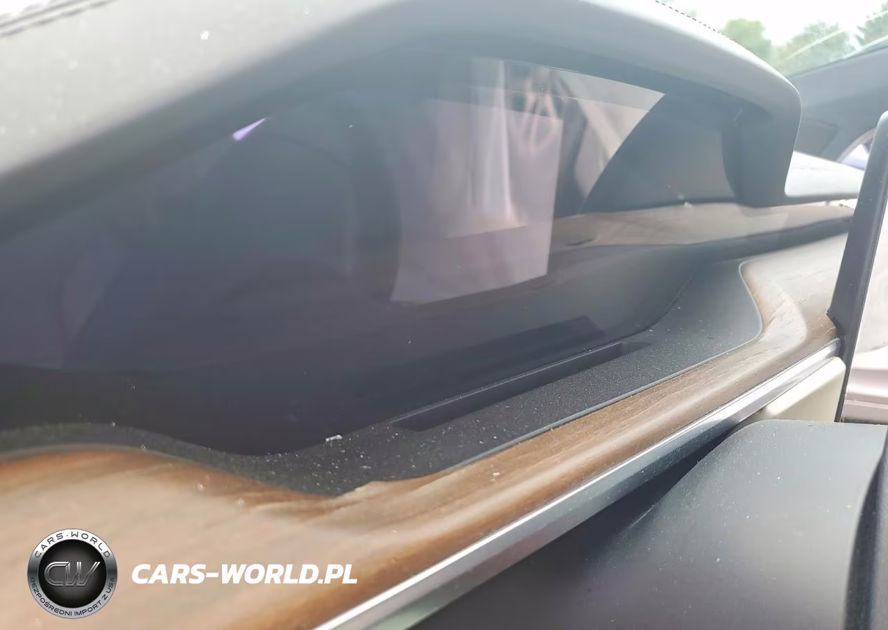 2023 Tesla Model X VIN:7SAXCBE56PF412556 - 9