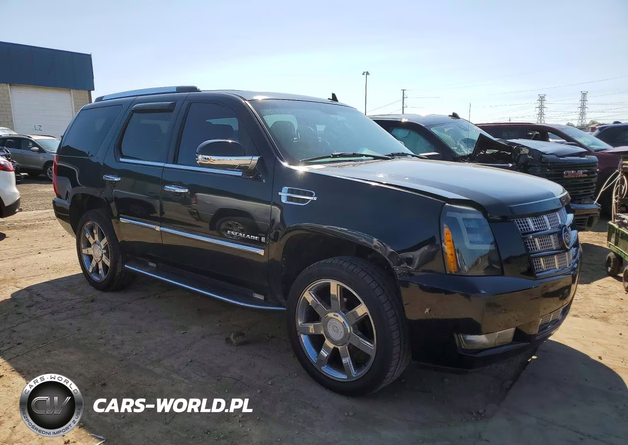 2008 Cadillac Escalade Luxury VIN:1GYFK63848R154284 - 4
