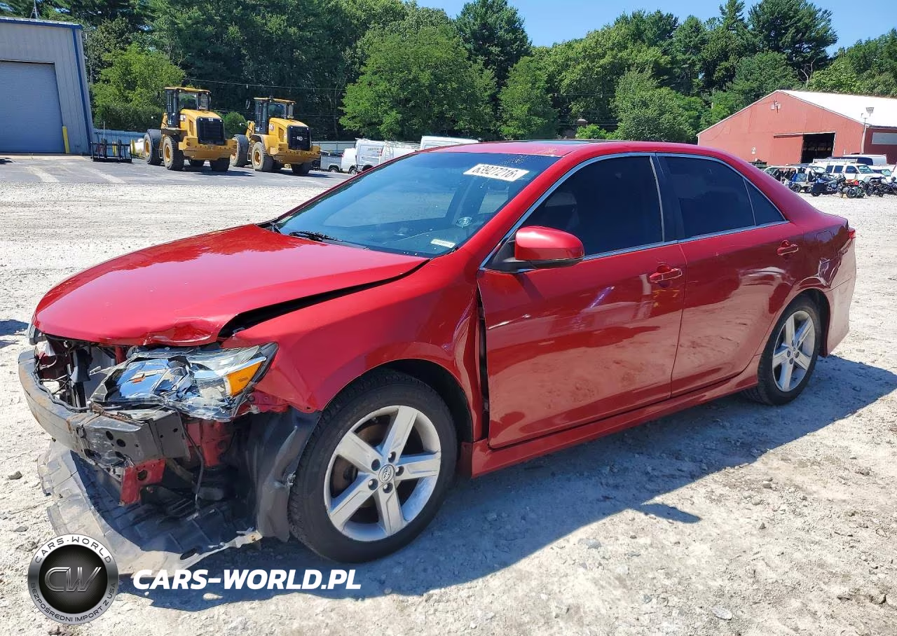 2014 Toyota Camry Se – zdjęcie 1 z 13