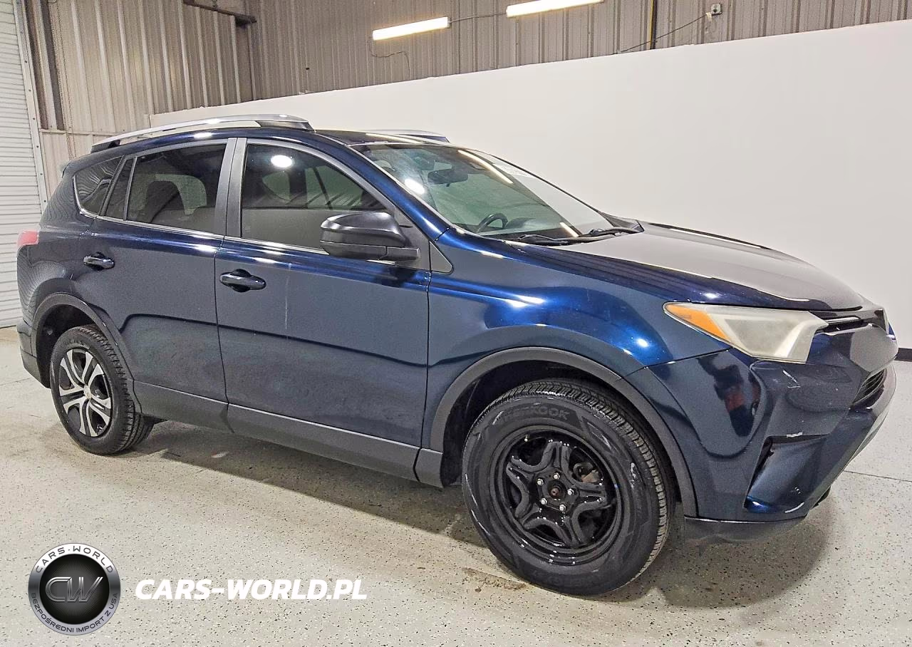 2018 Toyota Rav4 Le VIN:2T3ZFREV5JW469919 - 4