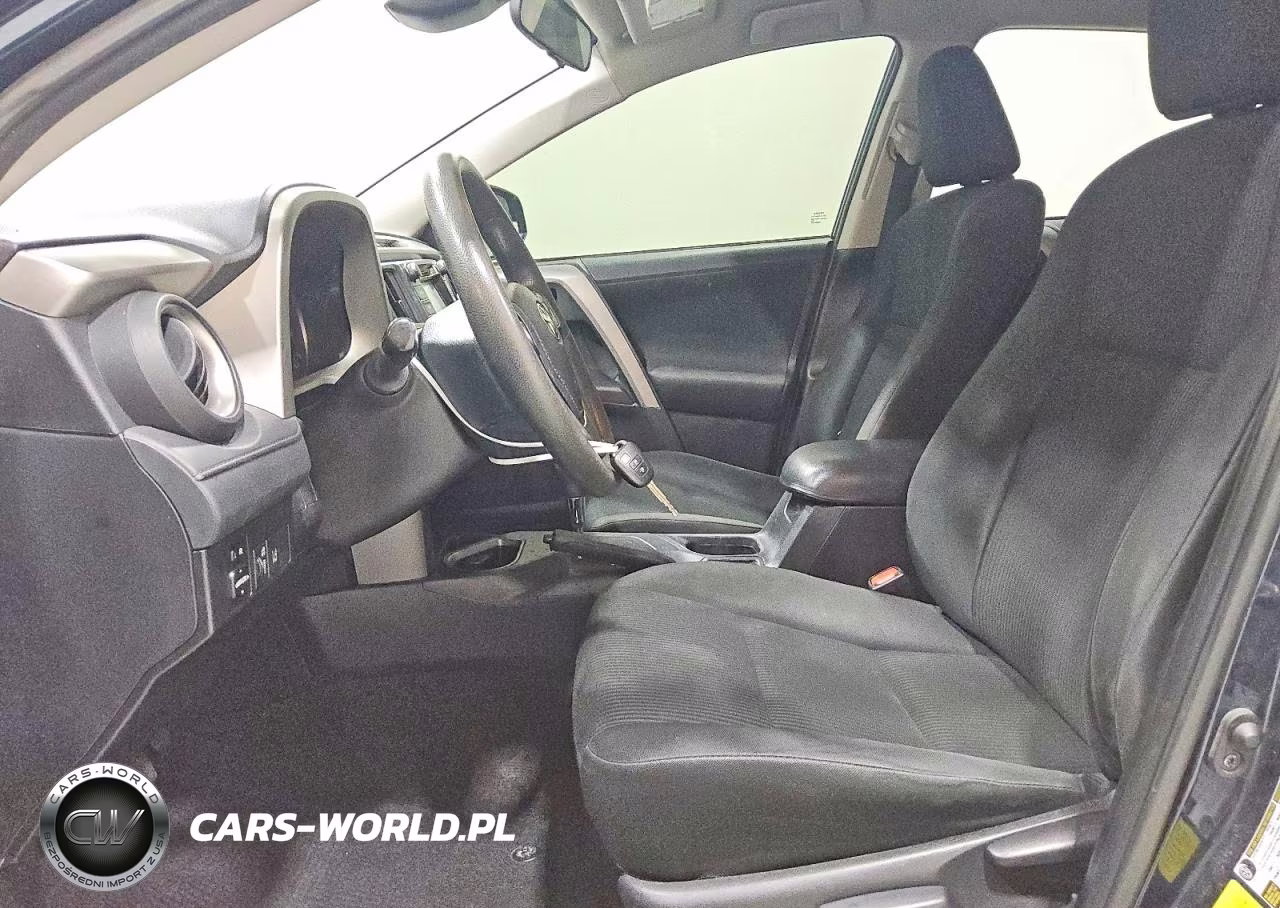 2018 Toyota Rav4 Le VIN:2T3ZFREV5JW469919 - 7
