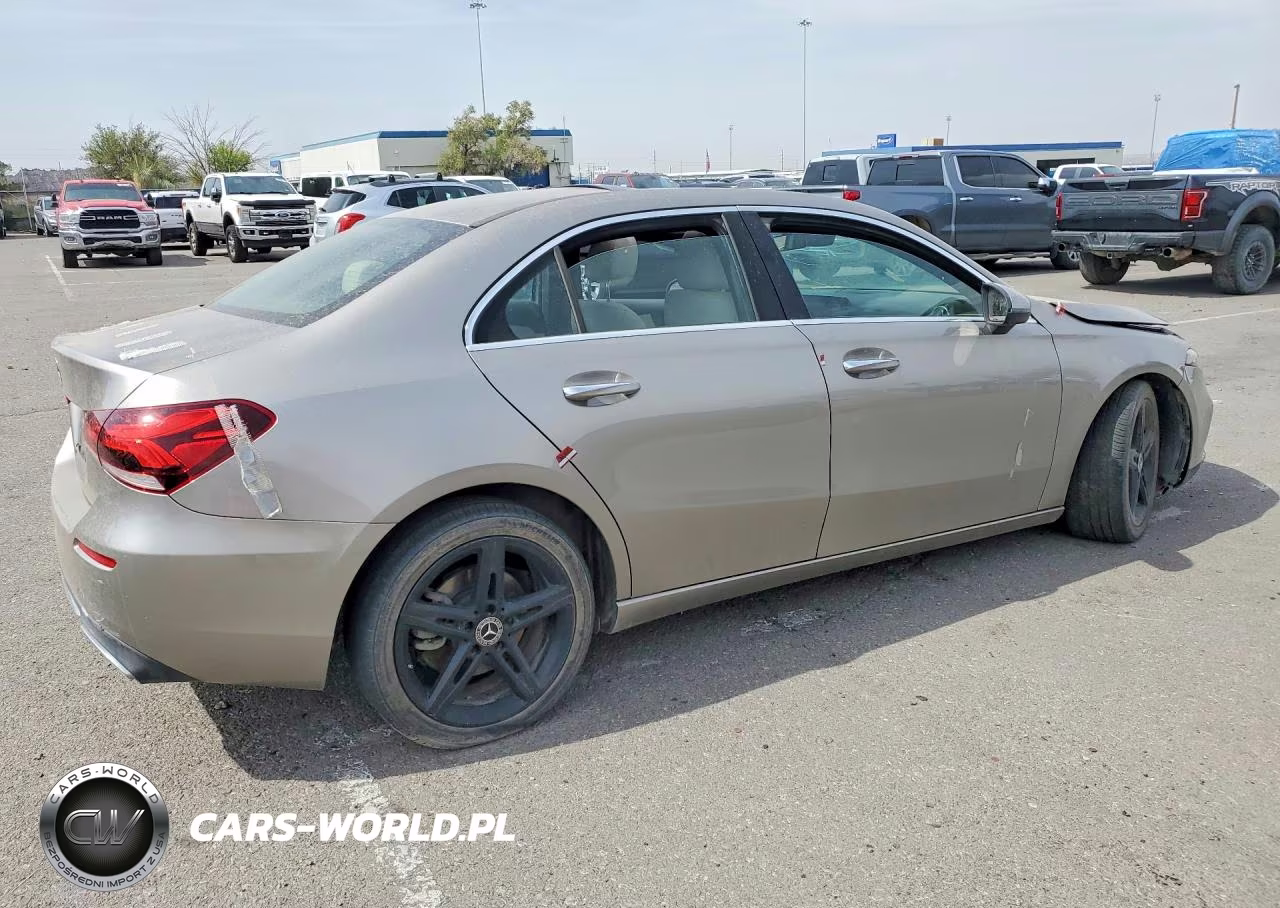 2019 Mercedes-Benz A 220 VIN:WDD3G4EB3KW002258 - 3