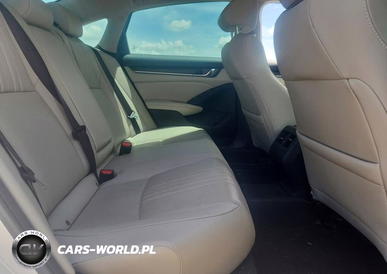 2019 Honda Accord Touring VIN:1HGCV2F91KA033183 - 10