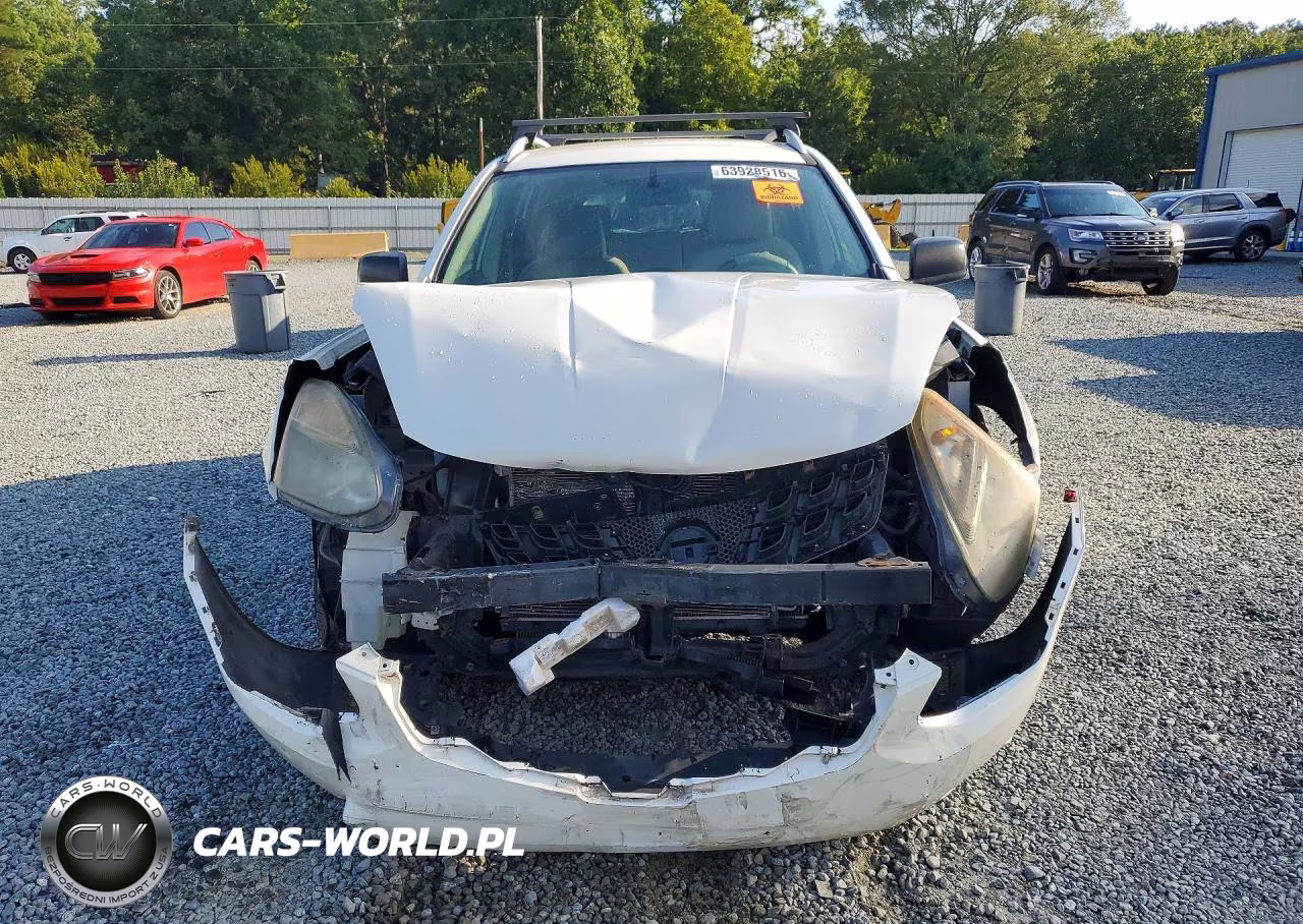 2015 Nissan Rogue Select S VIN:JN8AS5MT1FW153335 - 5