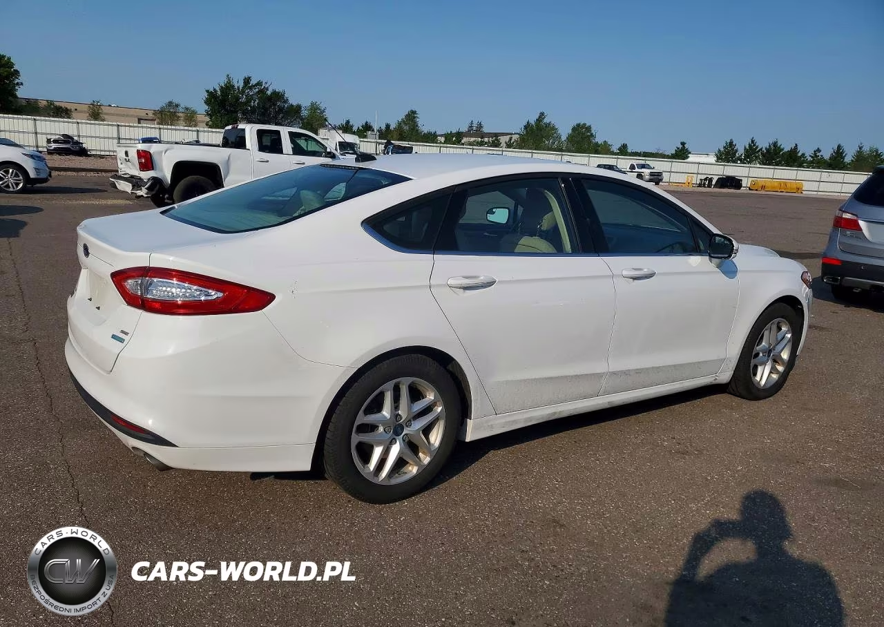 2013 Ford Fusion Se VIN:3FA6P0HR1DR184109 - 3